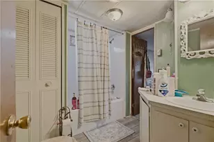24 North Dr, Portsmouth, RI 02871 - Photo 16