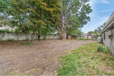 12 Robert Avenue, Portsmouth, RI 02871 - Photo 44