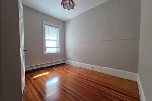 15 Sessions St, Providence, RI 02906 - Photo 12
