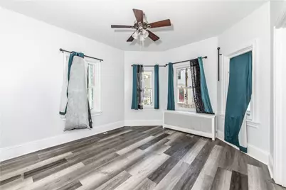 31 Grosvenor Avenue, Providence, RI 02908 - Photo 14