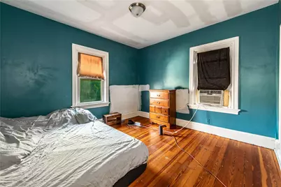 31 Grosvenor Avenue, Providence, RI 02908 - Photo 6