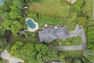 337 Rumstick Rd, Barrington, RI 02806 - Photo 2