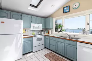 65 Sheldon Point Rd, South Kingstown, RI 02879 - Photo 16