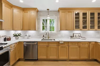 42 Orchard Avenue, Barrington, RI 02806 - Photo 8
