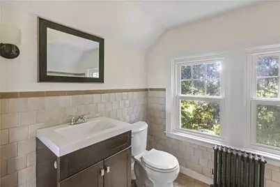 90 Hilltop Road, East Providence, RI 02914 - Photo 16