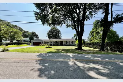 85 Commonwealth Avenue, Warwick, RI 02886 - Photo 2