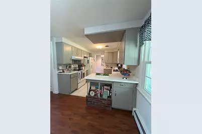 85 Commonwealth Avenue, Warwick, RI 02886 - Photo 12