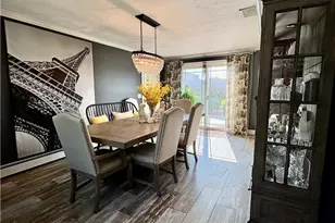 85 Commonwealth Ave, Warwick, RI 02886 - Photo 16