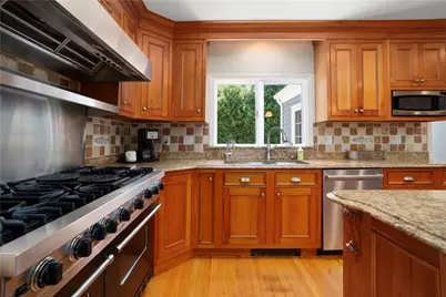1 Pierce Court, Barrington, RI 02806 - Photo 10