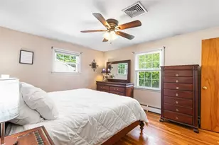 94 Wampanoag Trl, East Providence, RI 02915 - Photo 18