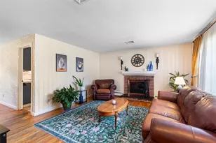 94 Wampanoag Trl, East Providence, RI 02915 - Photo 14