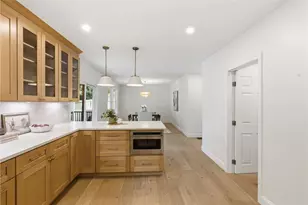 42 Orchard Ave, Barrington, RI 02806 - Photo 10