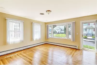 247 Grosvenor Avenue, North Providence, RI 02904 - Photo 4