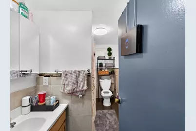 29 Mowry Street, Central Falls, RI 02863 - Photo 8