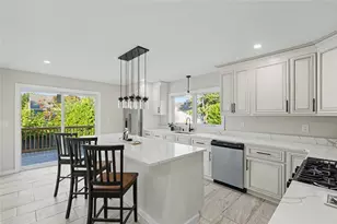 235 Beckwith St, Cranston, RI 02910 - Photo 16