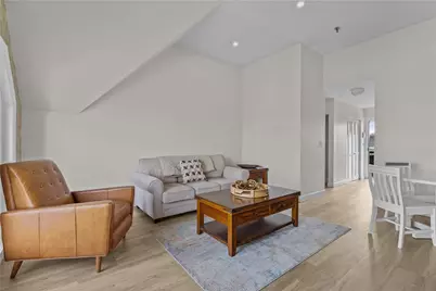 580 Thames Street #B2, Newport, RI 02840 - Photo 8