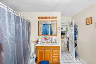 553 Fairmount St, Woonsocket, RI 02895 - Photo 14