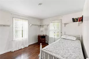 100 Granite St, Warwick, RI 02886 - Photo 16