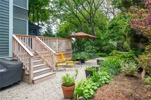 66 Halsey St, Providence, RI 02906 - Photo 38