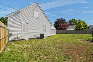 95 Harmony Ct, Warwick, RI 02889 - Photo 36