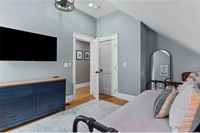 20 Summer Street #2, Newport, RI 02840 - Photo 32