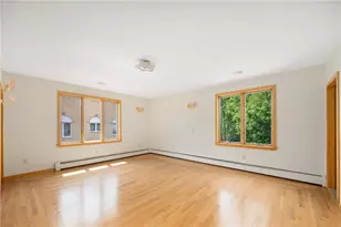 14 Maxcy Dr, Providence, RI 02906 - Photo 22