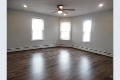319 Main Street, Warren, RI 02885 - Photo 18