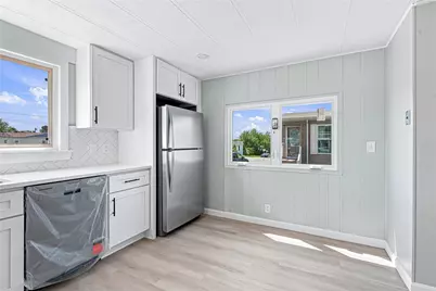 21 Cathy Circle, Portsmouth, RI 02871 - Photo 8