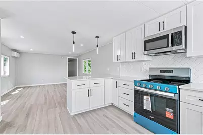 21 Cathy Circle, Portsmouth, RI 02871 - Photo 4