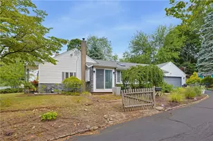 205 Waterman Ave, North Providence, RI 02911 - Photo 2