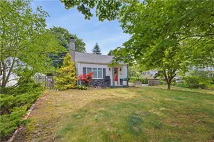 205 Waterman Ave, North Providence, RI 02911 - Photo 10