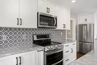 26 Tryon Avenue, East Providence, RI 02916 - Photo 12