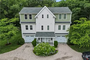 12 Park Ave, Narragansett, RI 02882 - Photo 2