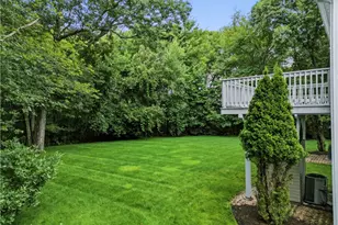 12 Park Ave, Narragansett, RI 02882 - Photo 30