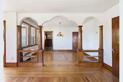 247 West Main Road, Middletown, RI 02842 - Photo 1