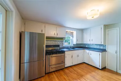 29 Pleasant View Road, Warwick, RI 02888 - Photo 6