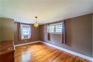 29 Pleasant View Rd, Warwick, RI 02888 - Photo 4