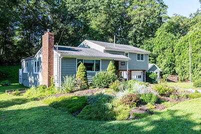 26 High Street, North Kingstown, RI 02852 - Photo 2