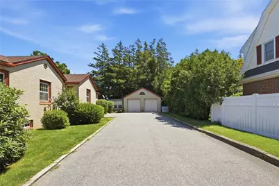 247 West Main Road, Middletown, RI 02842 - Photo 4