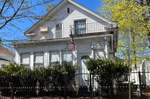 192 Lowell Ave, Providence, RI 02909 - Photo 1