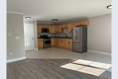 483 North Broadway Street #3b, East Providence, RI 02914 - Photo 4
