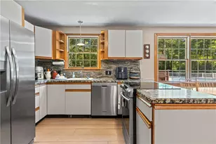 189 Wolf Rock Rd, Exeter, RI 02822 - Photo 16