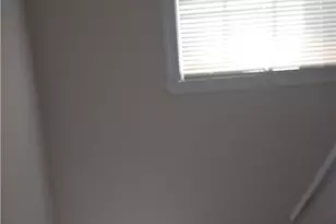 23 Vaughan St, Providence, RI 02904 - Photo 28