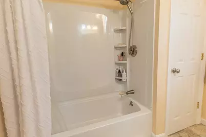 29 Genoa Avenue, Johnston, RI 02919 - Photo 10