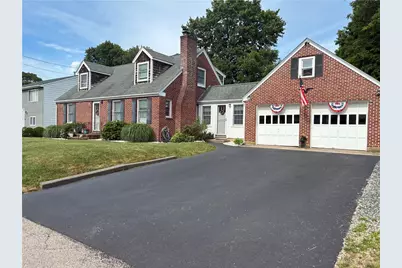 10 Isabelle Drive, Narragansett, RI 02882 - Photo 1
