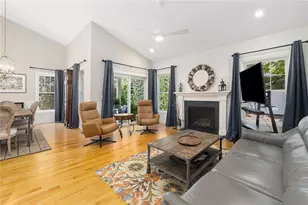 15 W Glen Ln, West Warwick, RI 02893 - Photo 6