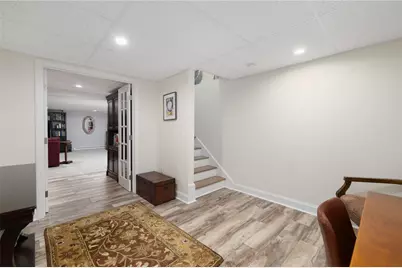 15 West Glen Lane, West Warwick, RI 02893 - Photo 30