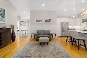 15 W Glen Ln, West Warwick, RI 02893 - Photo 8