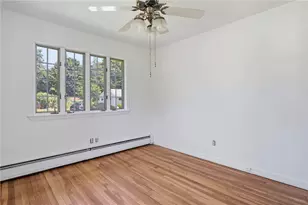 22 Hatfield St, North Kingstown, RI 02852 - Photo 18