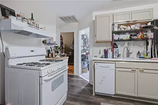 61 Douglas Ave, Providence, RI 02908 - Photo 24